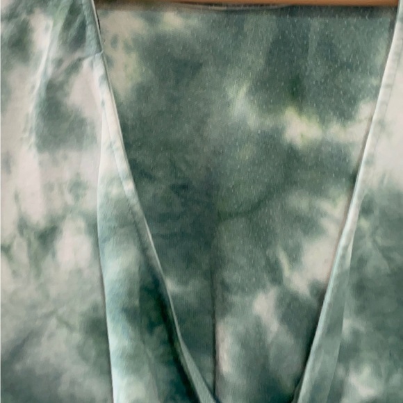 Teal open back Tie-Dye Women's Sweatshirt - Picture 8 of 10